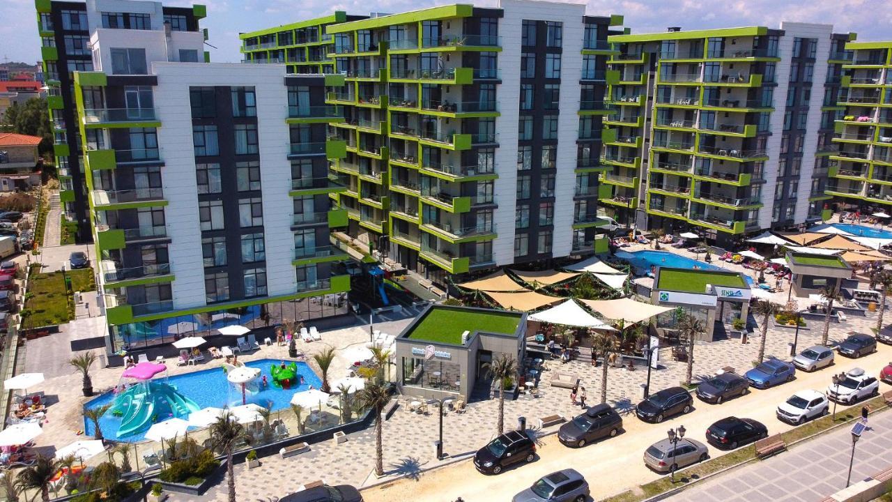 Royale Sundance Studio 7 Beach Spa & Pool Mamaia Nord Exterior photo